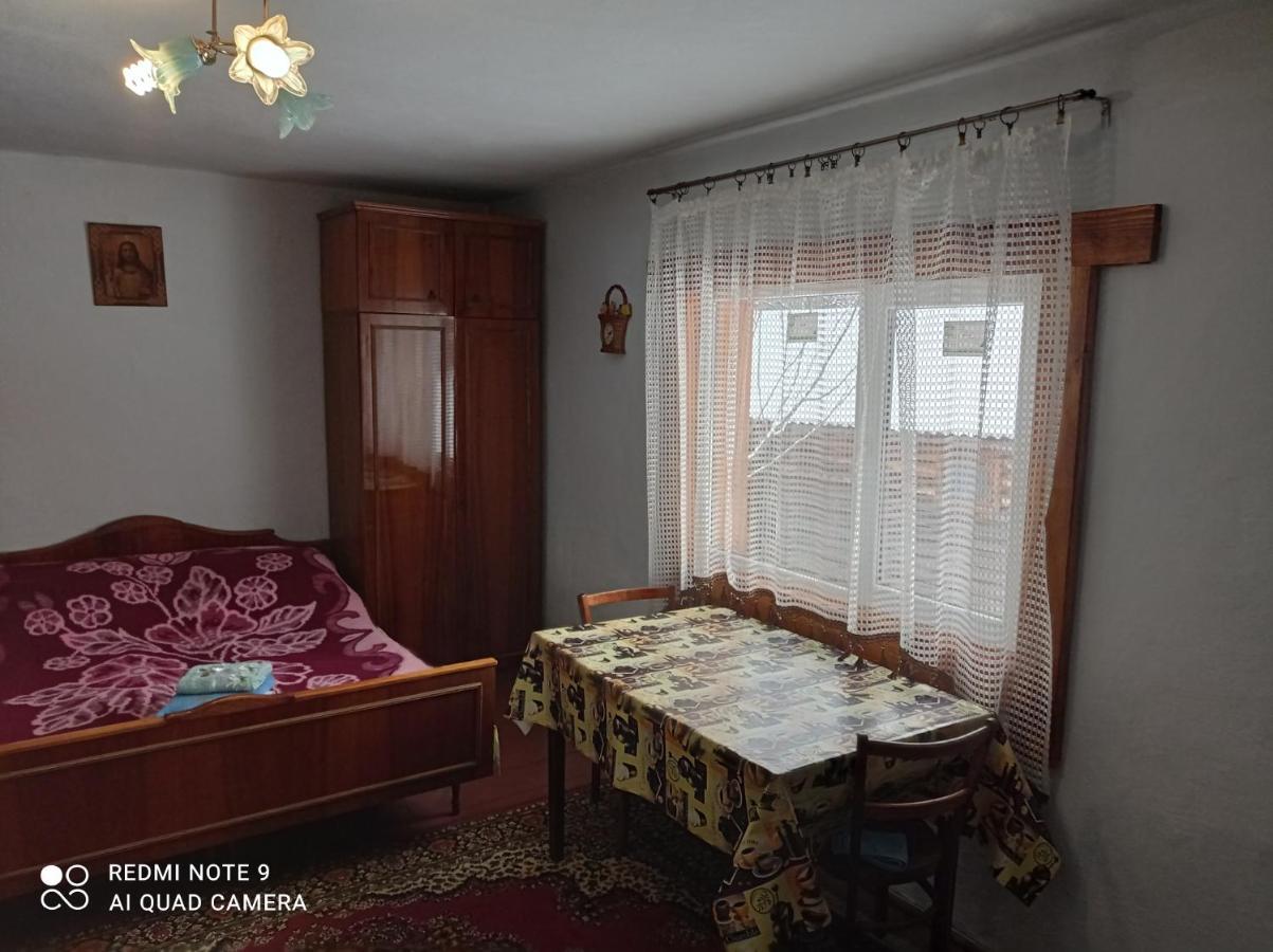 Садиба Брусний Mykulychyn Buitenkant foto